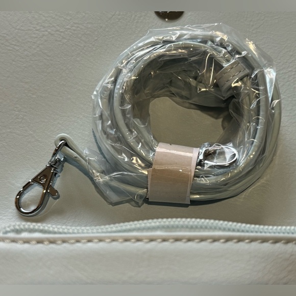 Pixie Mood Crossbody purse - Picture 4 of 11